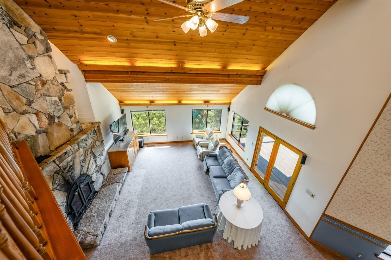 52180 Chahlip Ln, Shaver Lake, CA 93664