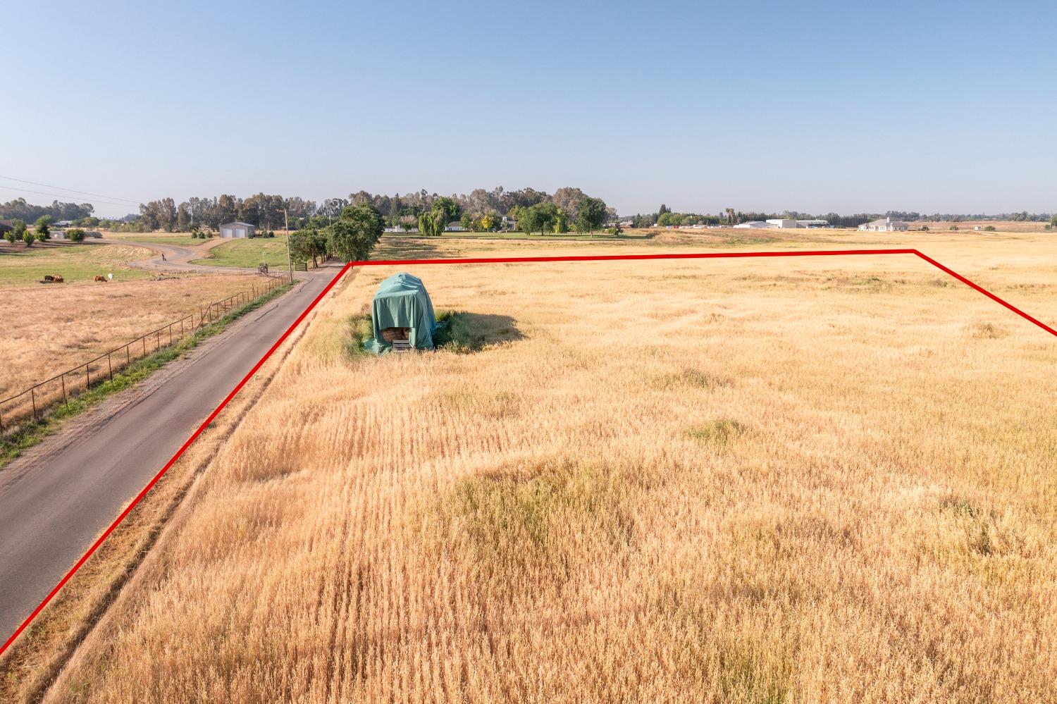 13351 E Herndon, Clovis, CA 93619