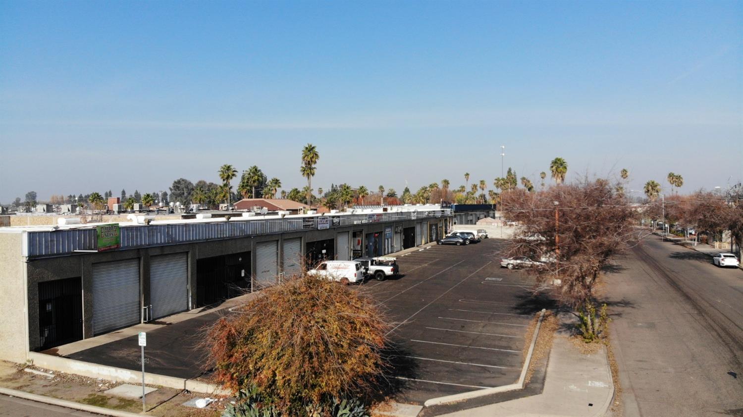 2203 N Pleasant Ave N, Fresno, CA 93705