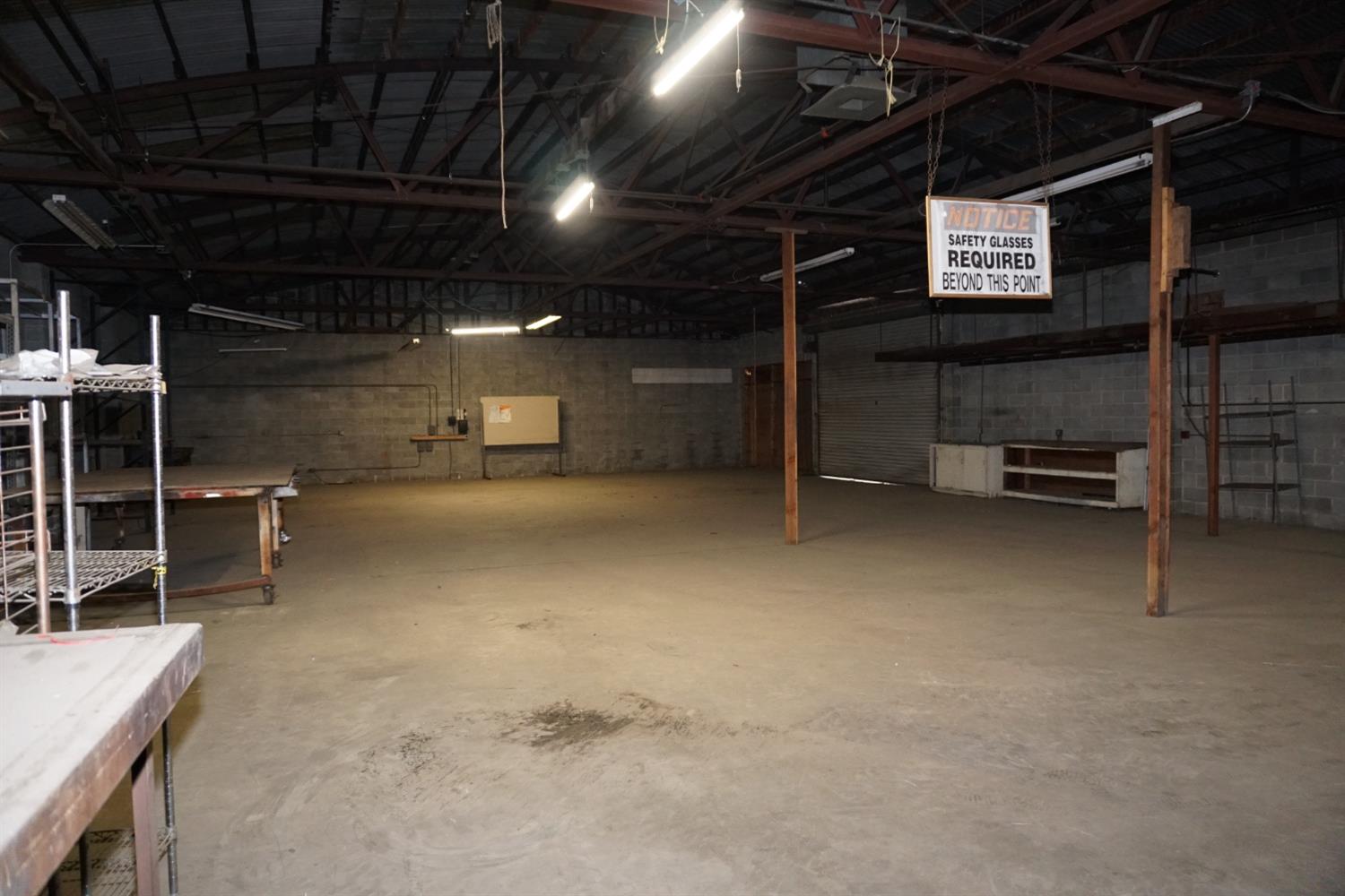 1819 E Lamona Ave E, Fresno, CA 93703