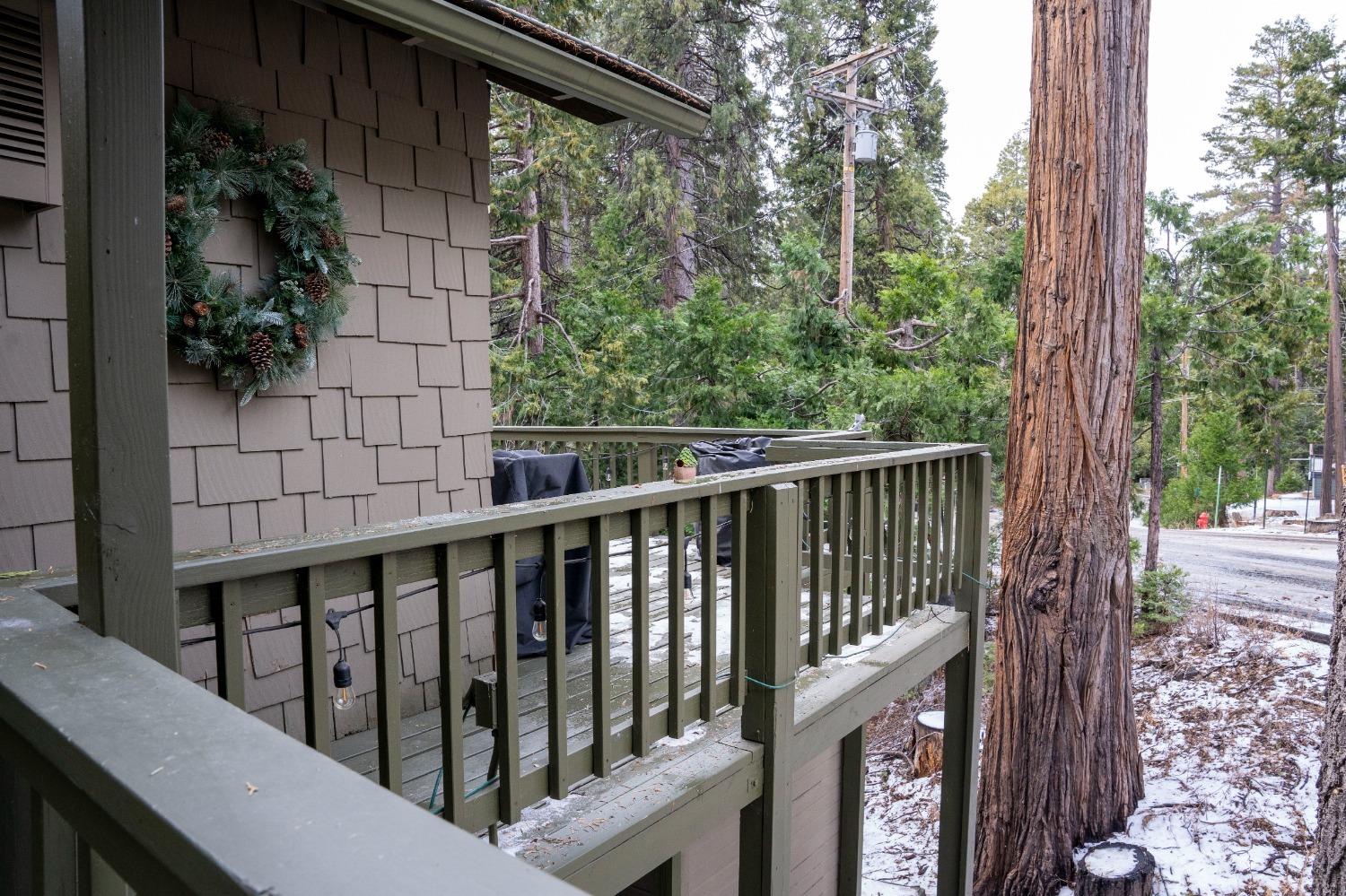 42135 Hanging Branch Rd, Shaver Lake, CA 93664