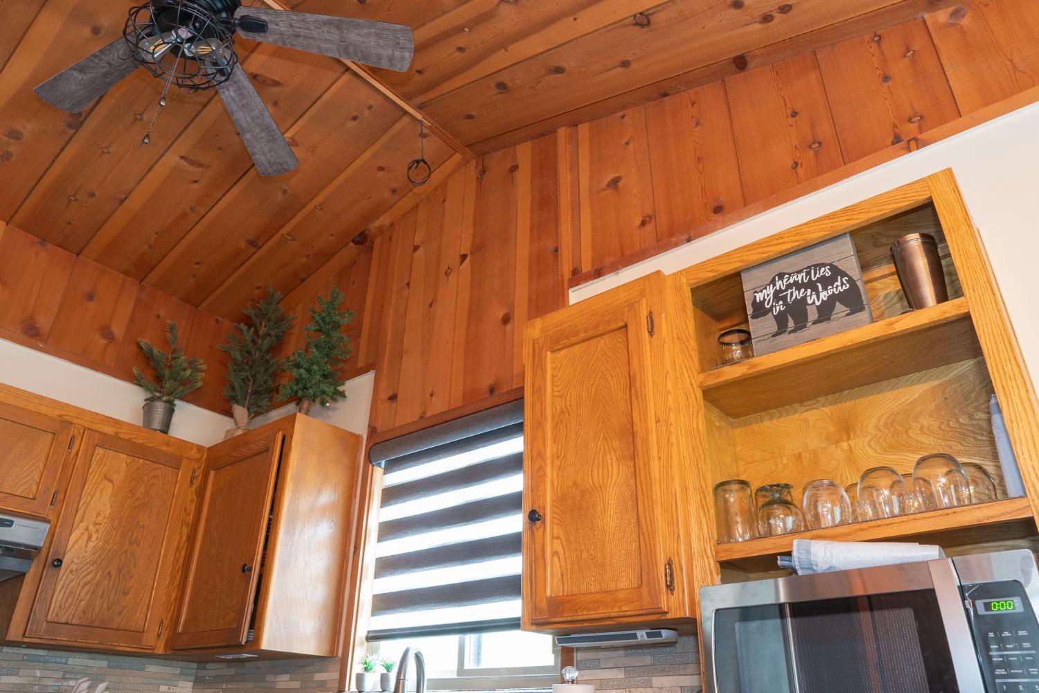 42135 Hanging Branch Rd, Shaver Lake, CA 93664