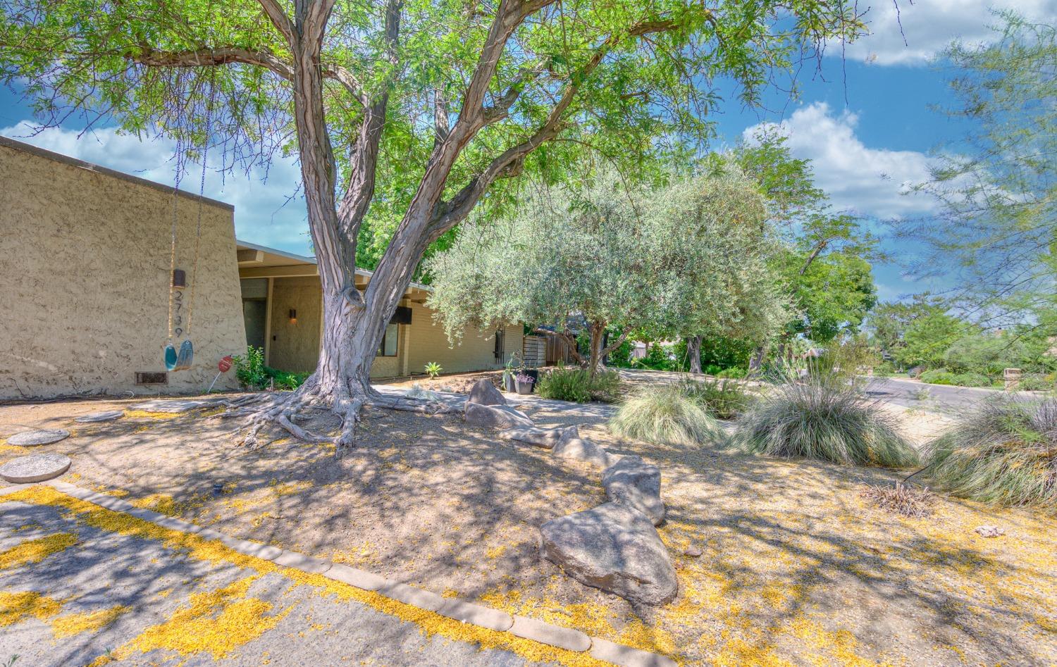 2739 W San Ramon Ave, Fresno, CA 93711