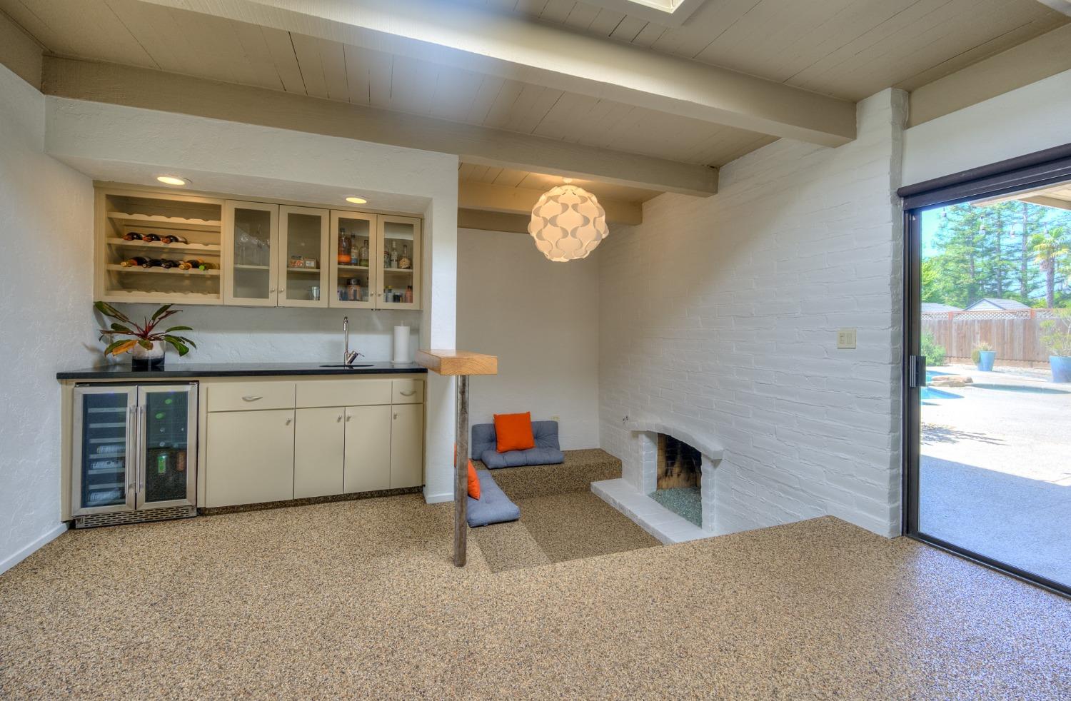 2739 W San Ramon Ave, Fresno, CA 93711