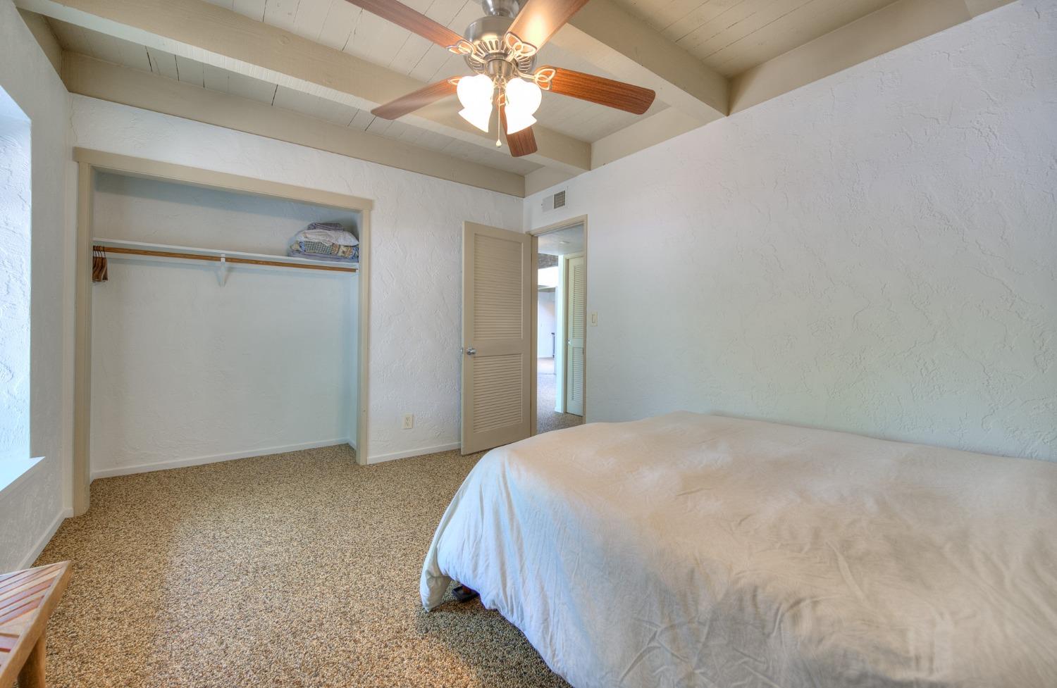 2739 W San Ramon Ave, Fresno, CA 93711