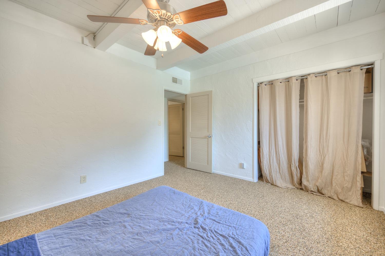 2739 W San Ramon Ave, Fresno, CA 93711