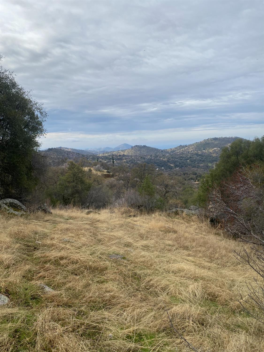 0 0 High Oaks Ln, Yokuts Valley, CA 93675