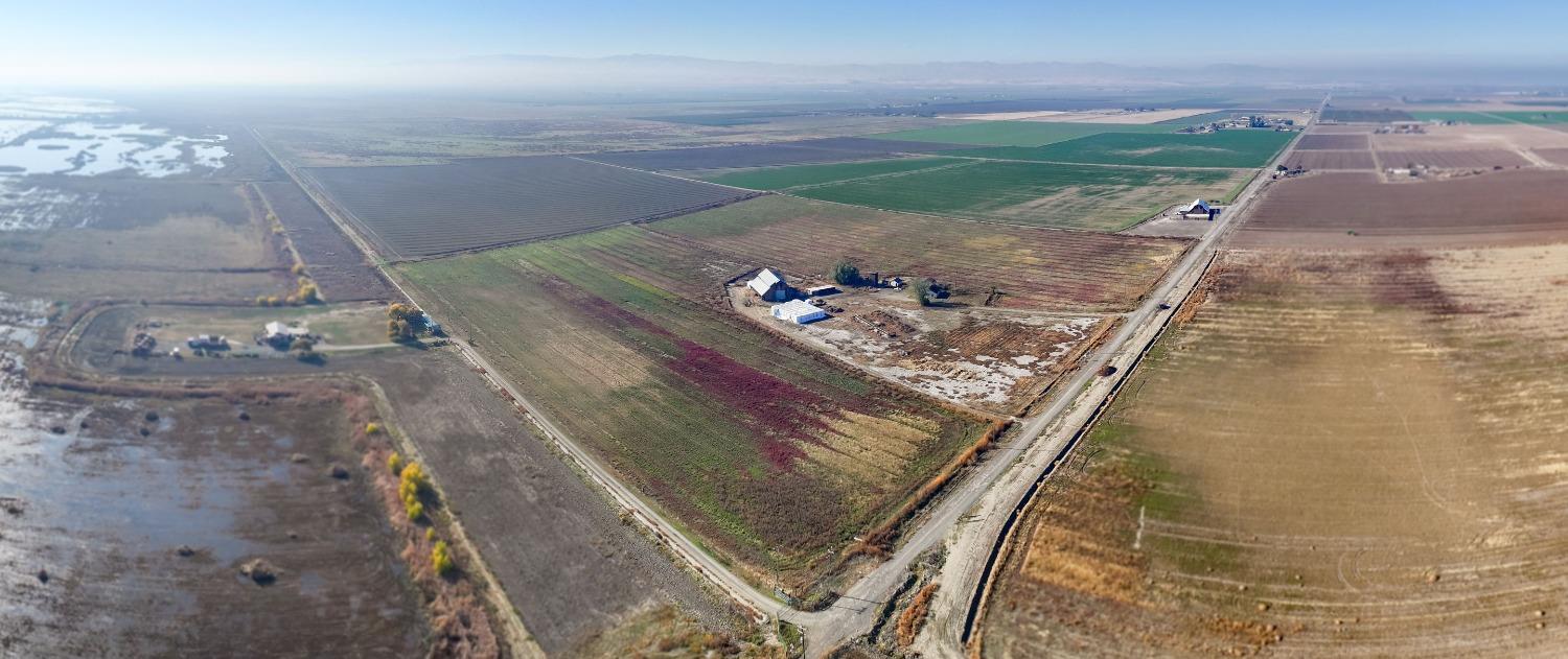 17131 Cotton Rd, Los Banos, CA 93635