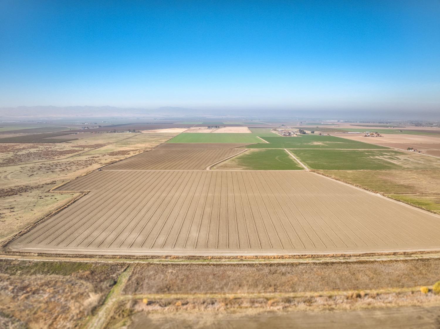 17131 Cotton Rd, Los Banos, CA 93635