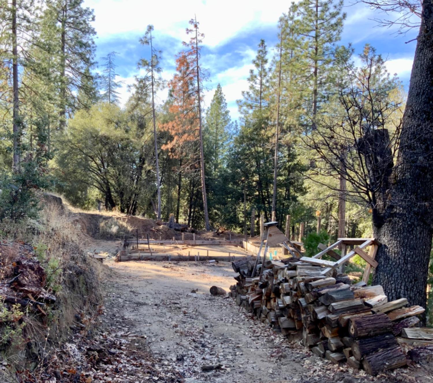 50963 Chu Ranch Rd, Oakhurst, CA 93644