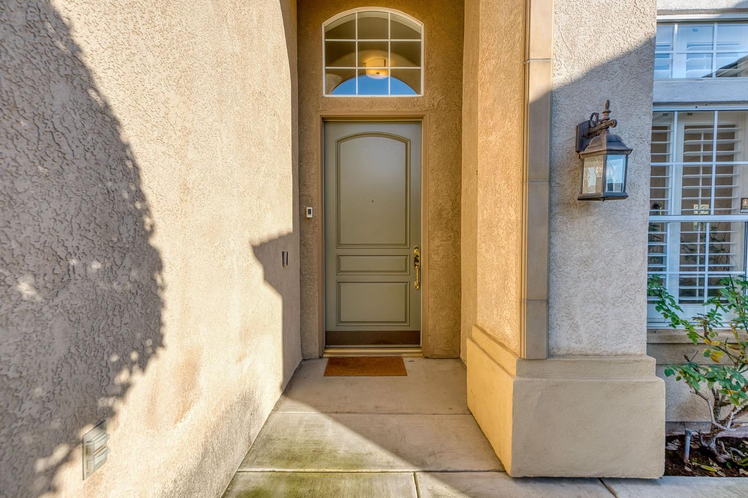 5124 N Via Trevi, Fresno, CA 93711