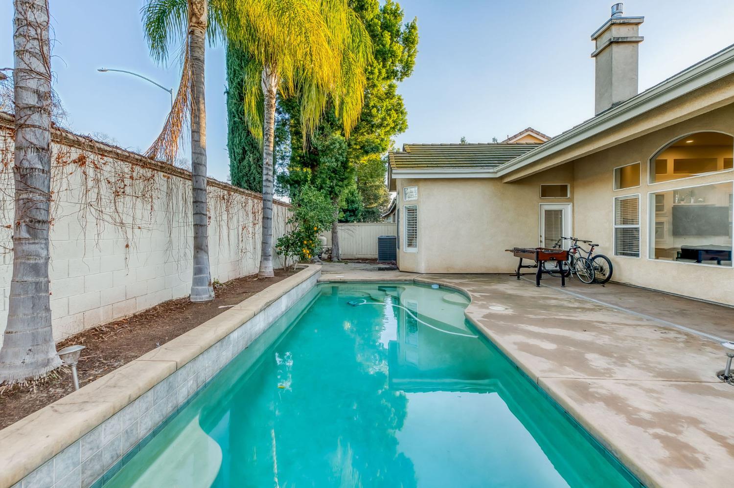 5124 N Via Trevi, Fresno, CA 93711