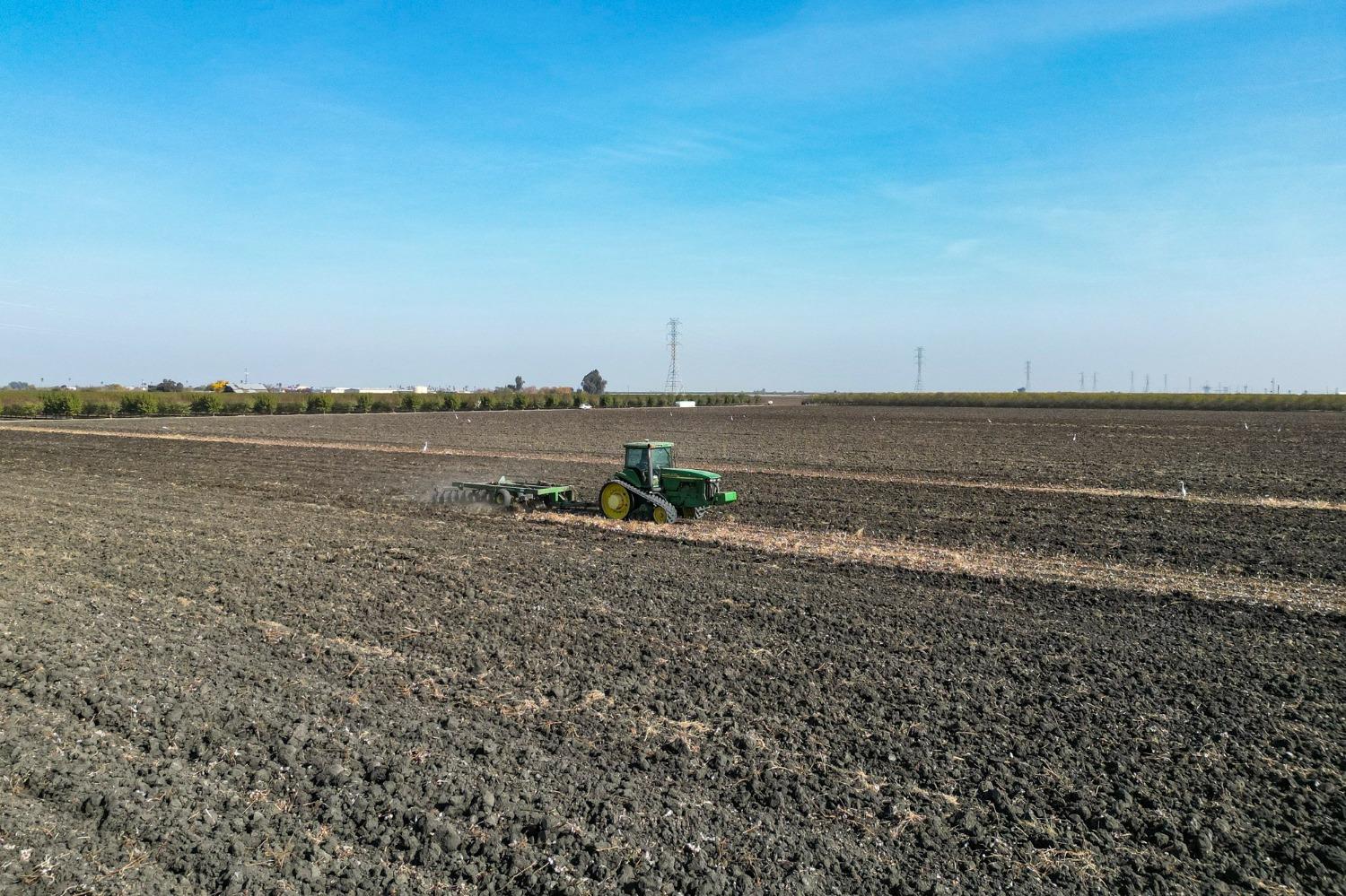 0 0 Springfield Ave, San Joaquin, CA 93660