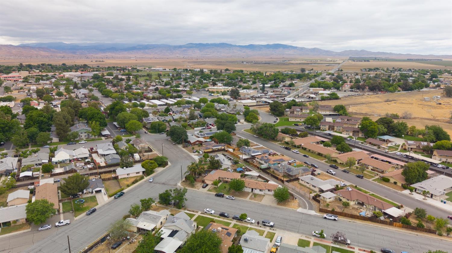 123 Roosevelt St, Coalinga, CA 93210