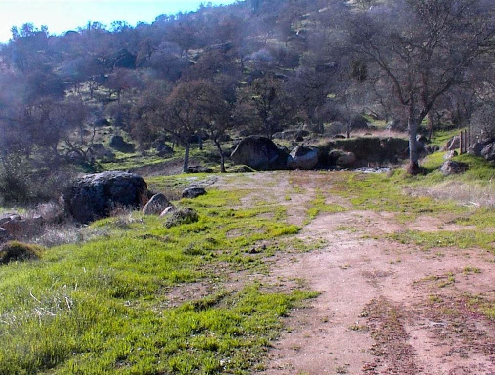 37 Totem Ln, Yokuts Valley, CA 93675