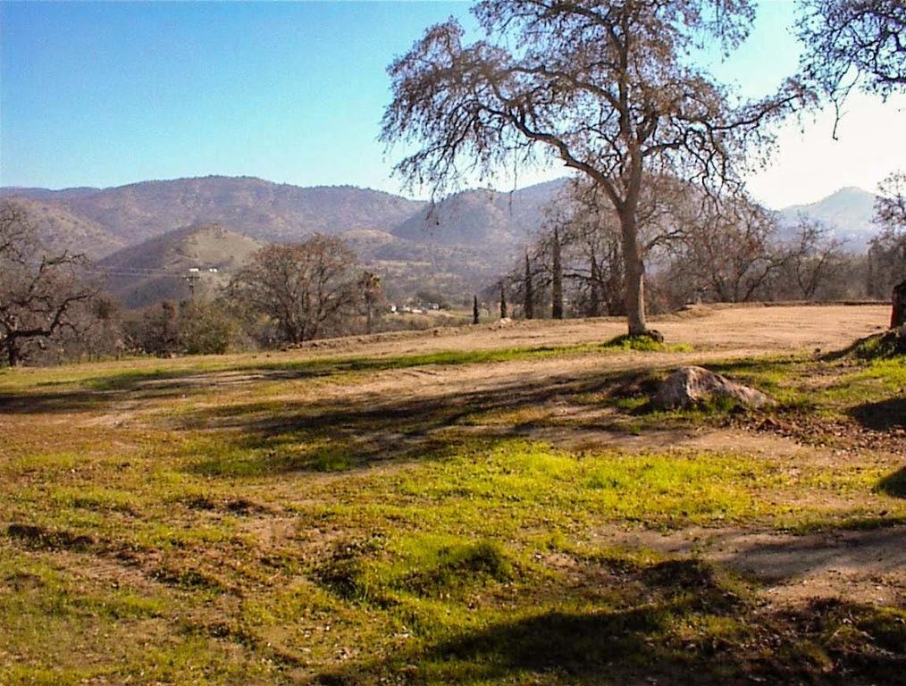 37 Totem Ln, Yokuts Valley, CA 93675