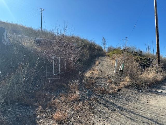 39915 Big Shuteye Ln, Shaver Lake, CA 93664