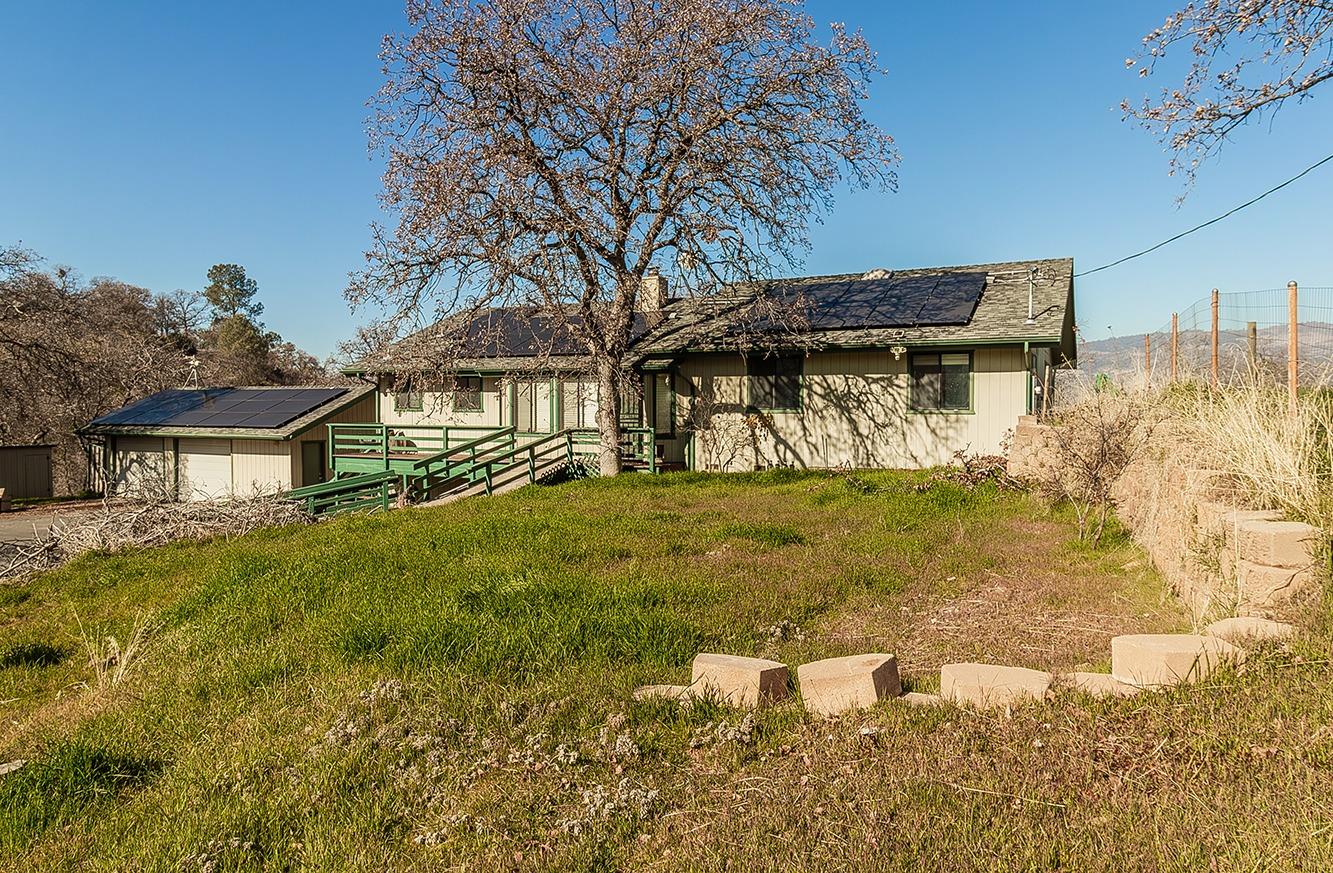 29356 Larkspur Rd, Tollhouse, CA 93667