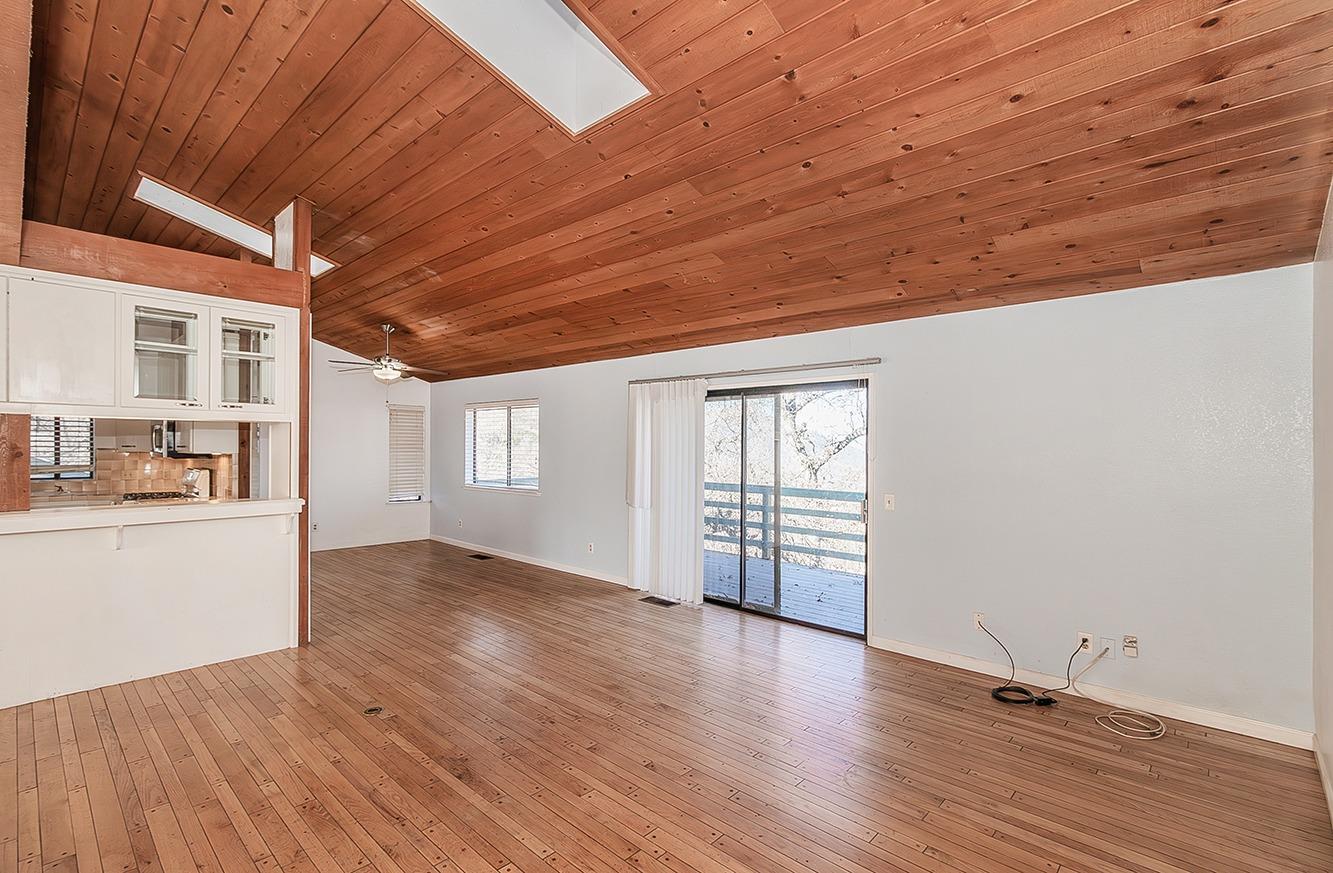 29356 Larkspur Rd, Tollhouse, CA 93667