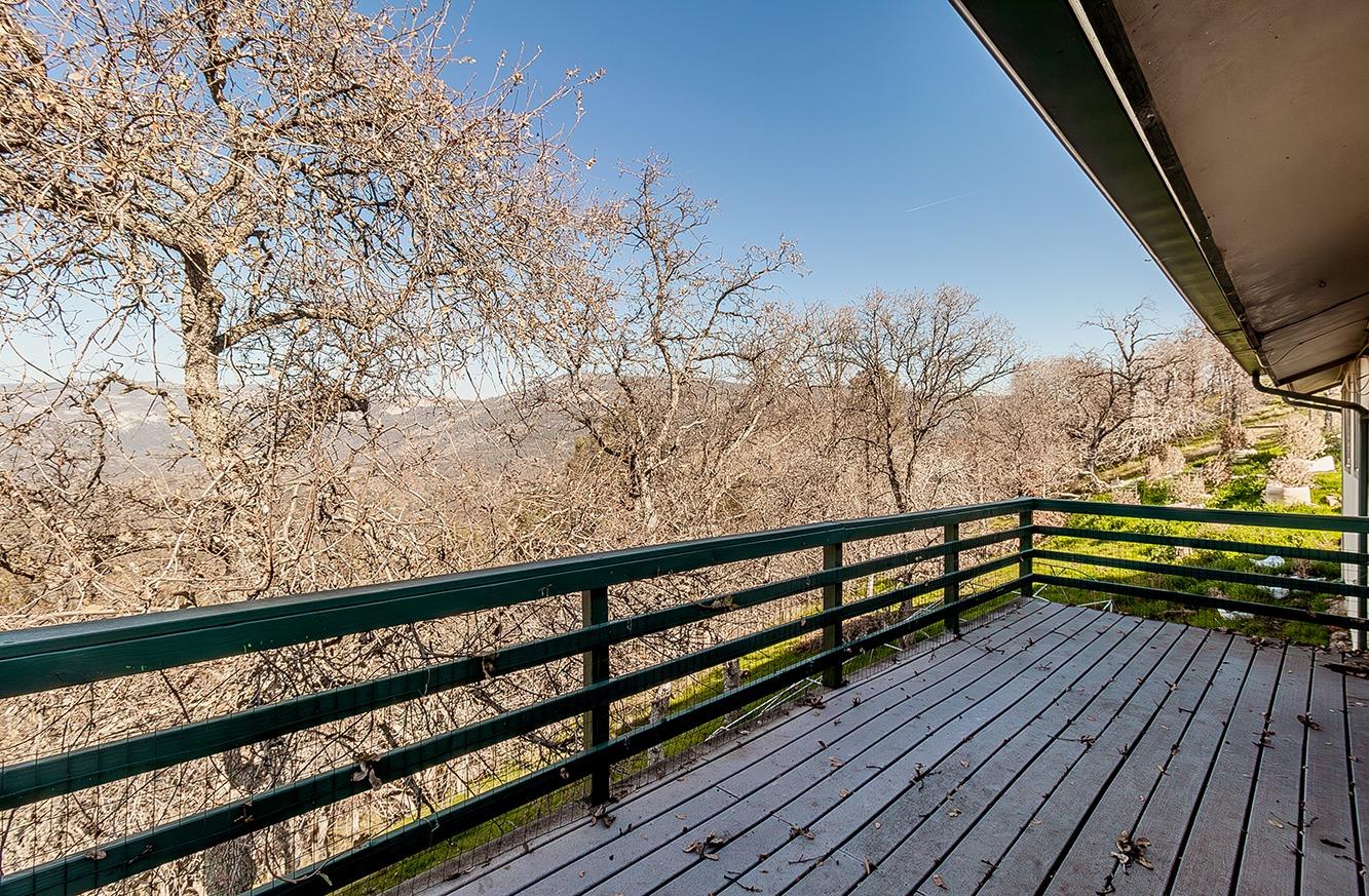 29356 Larkspur Rd, Tollhouse, CA 93667