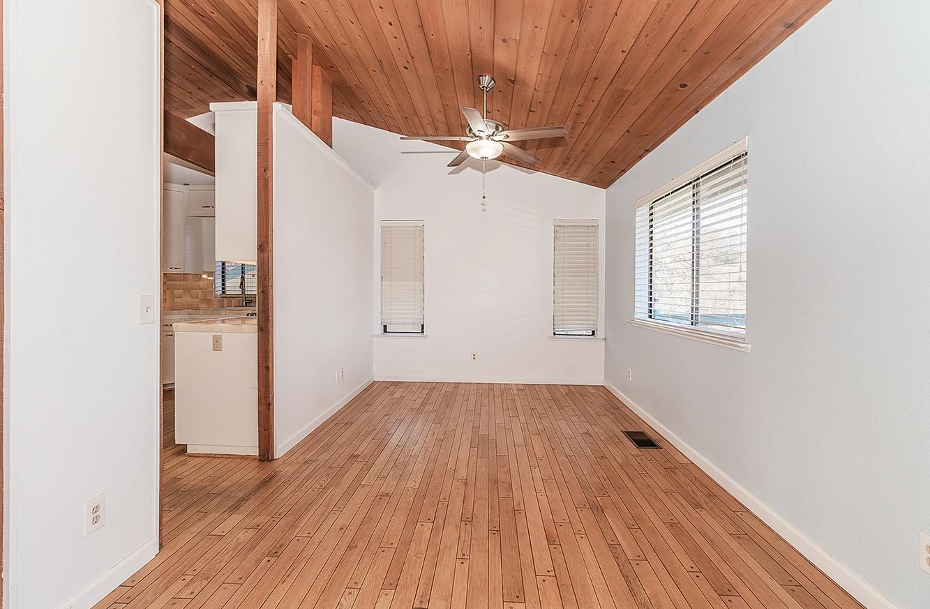 29356 Larkspur Rd, Tollhouse, CA 93667