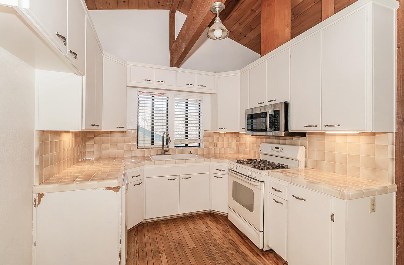 29356 Larkspur Rd, Tollhouse, CA 93667