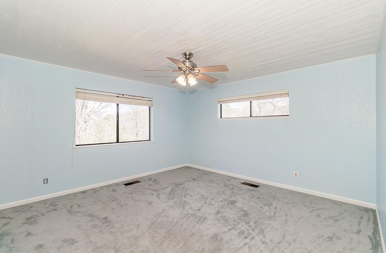 29356 Larkspur Rd, Tollhouse, CA 93667