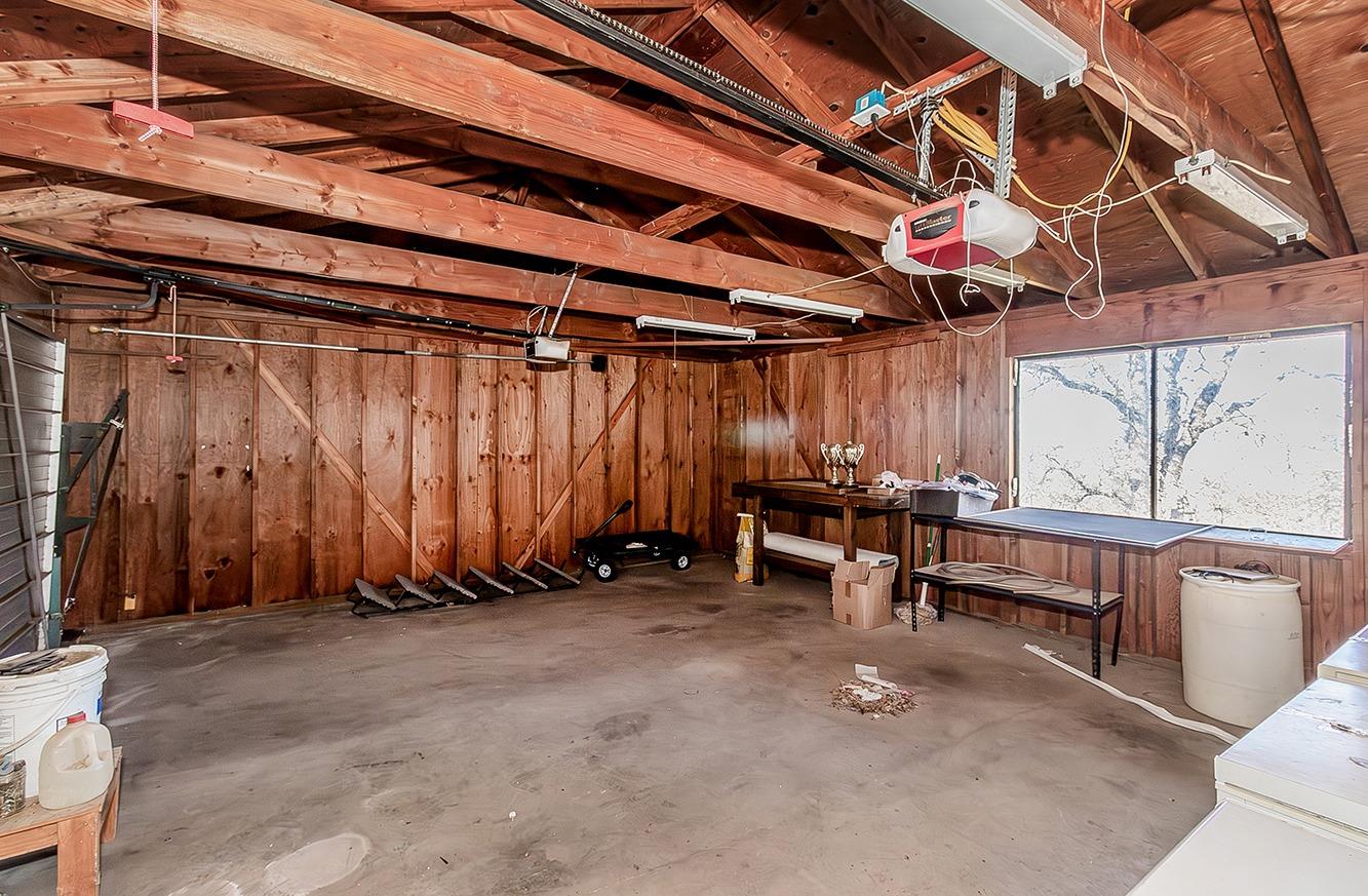 29356 Larkspur Rd, Tollhouse, CA 93667