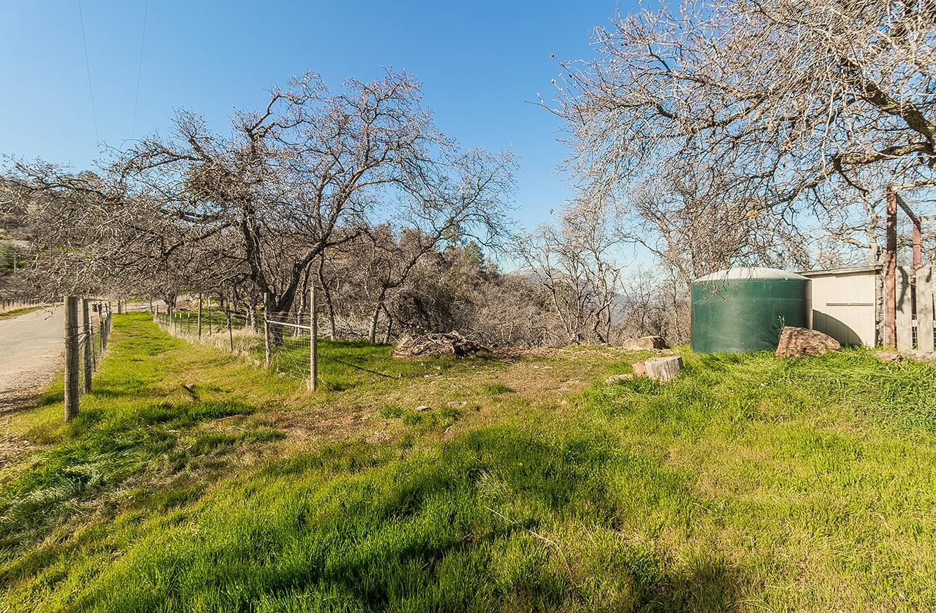 29356 Larkspur Rd, Tollhouse, CA 93667