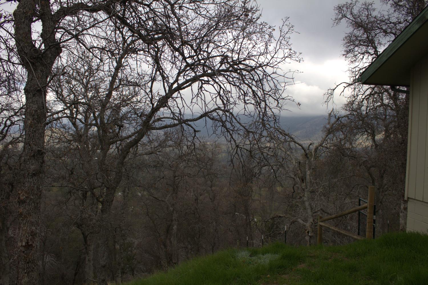 29356 Larkspur Rd, Tollhouse, CA 93667