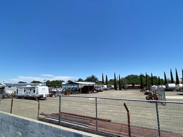 800 W Elm Ave, Coalinga, CA 93210