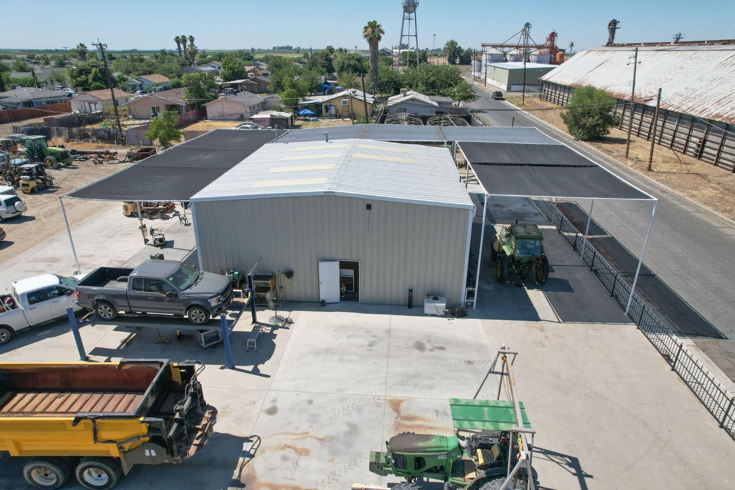 20389 Main St, Stratford, CA 93266