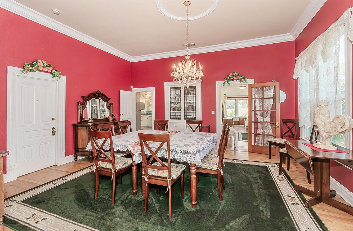 3680 S Newmark Ave, Sanger, CA 93657