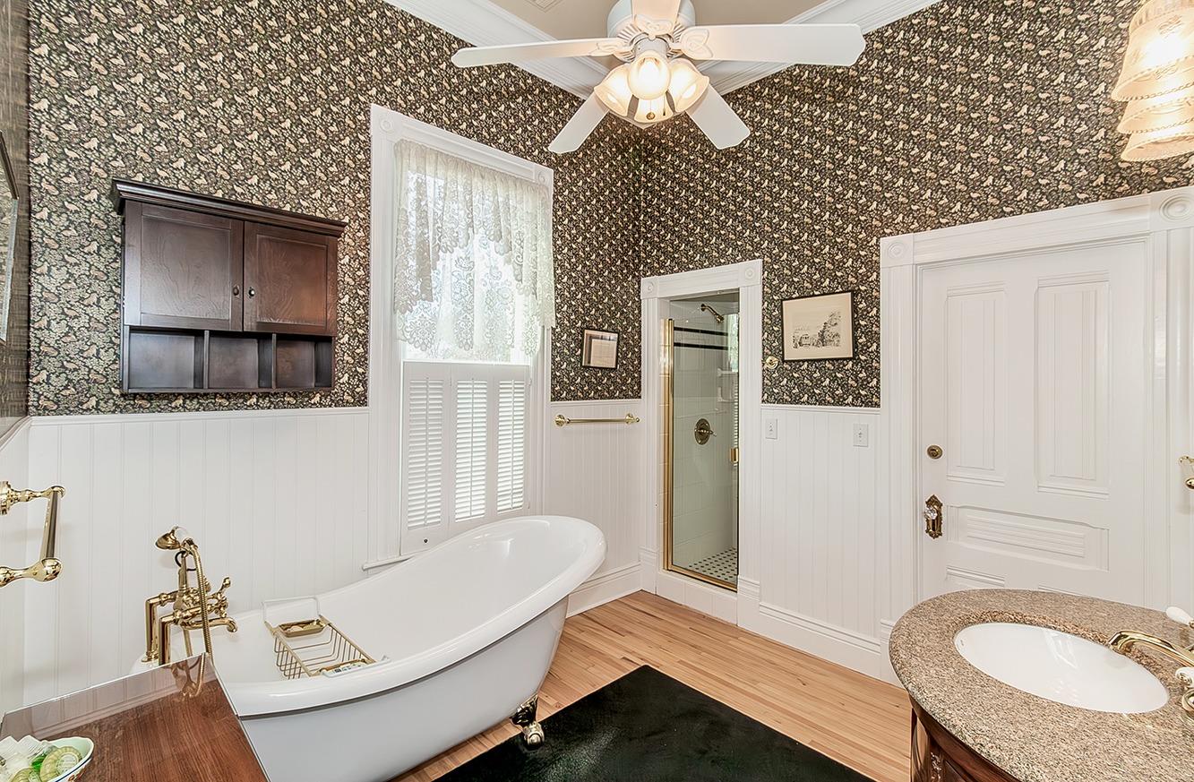 3680 S Newmark Ave, Sanger, CA 93657