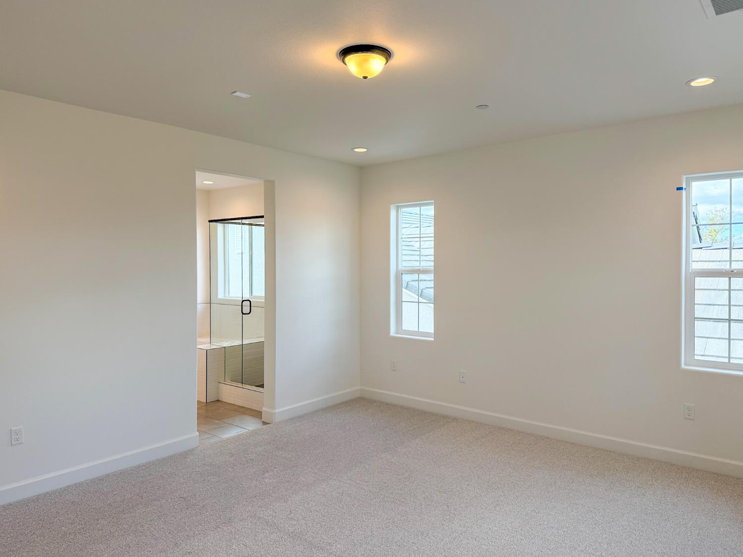 1200 Wildflower Dr, Madera, CA 93636