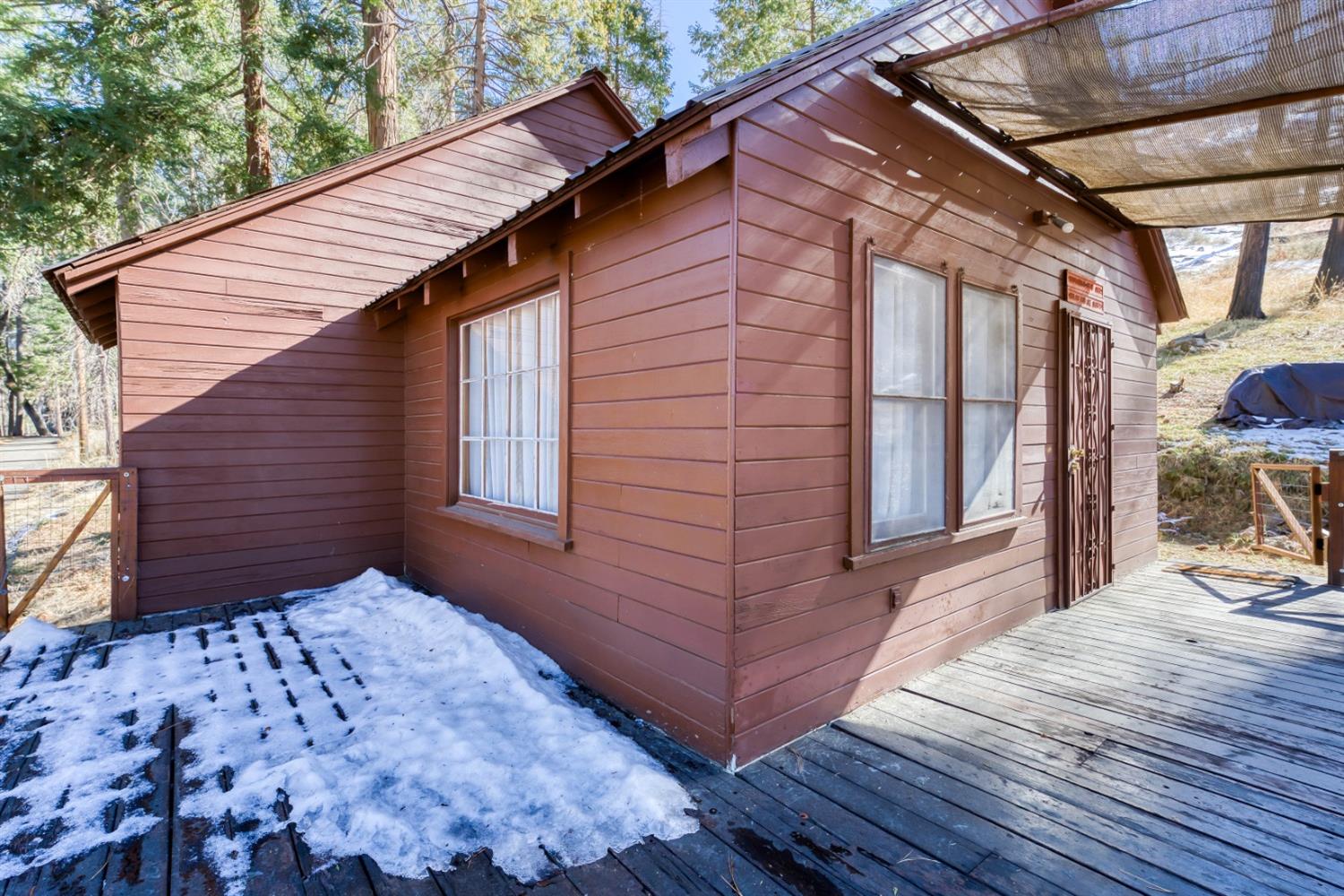 51823 Camp Sierra Street, Shaver Lake, CA 93664