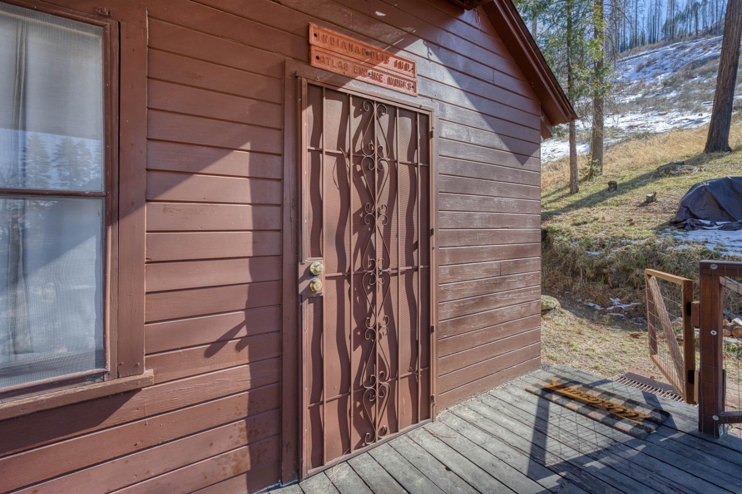 51823 Camp Sierra Street, Shaver Lake, CA 93664