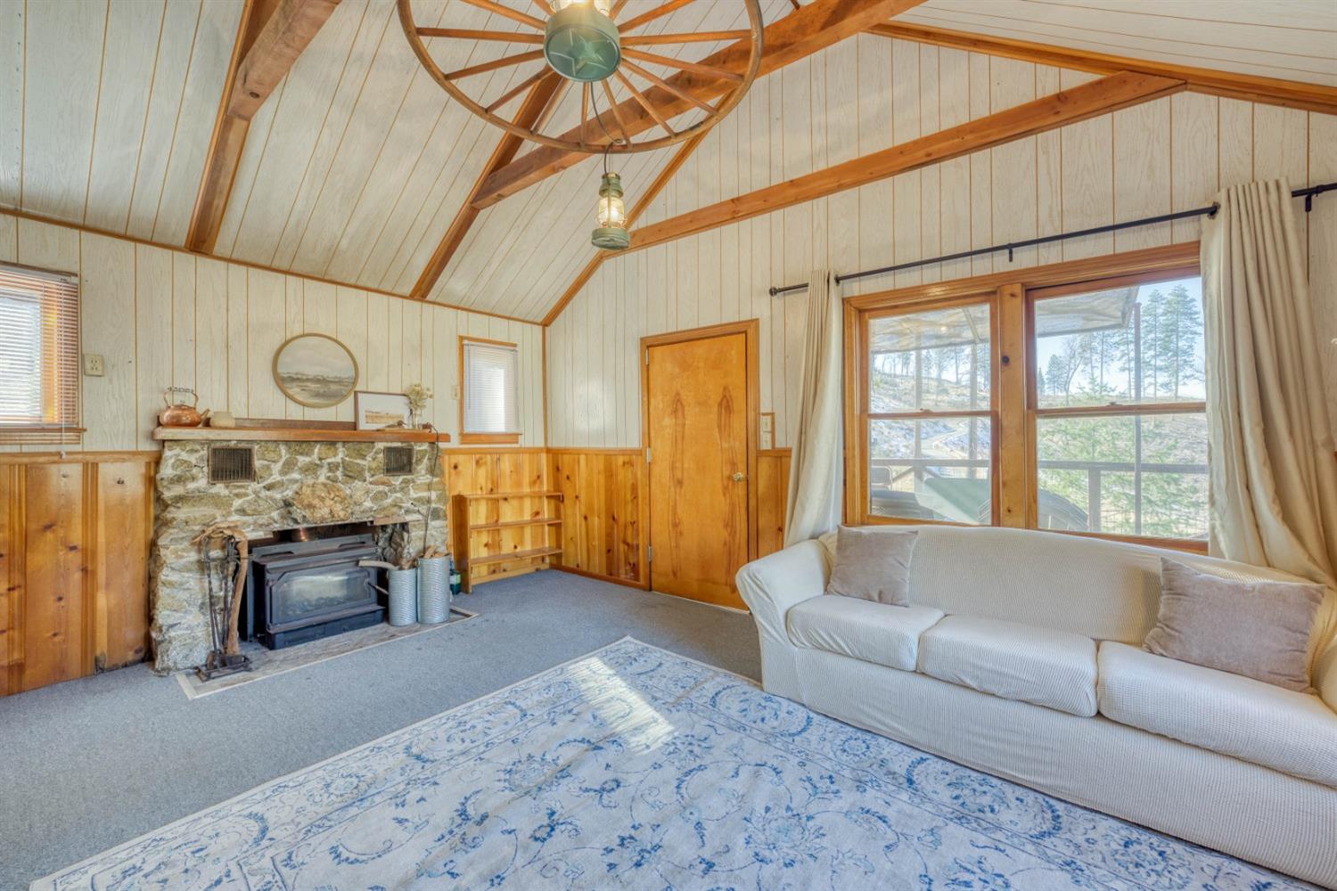 51823 Camp Sierra Street, Shaver Lake, CA 93664