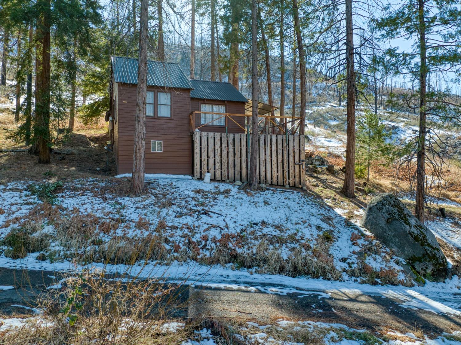 51823 Camp Sierra Street, Shaver Lake, CA 93664