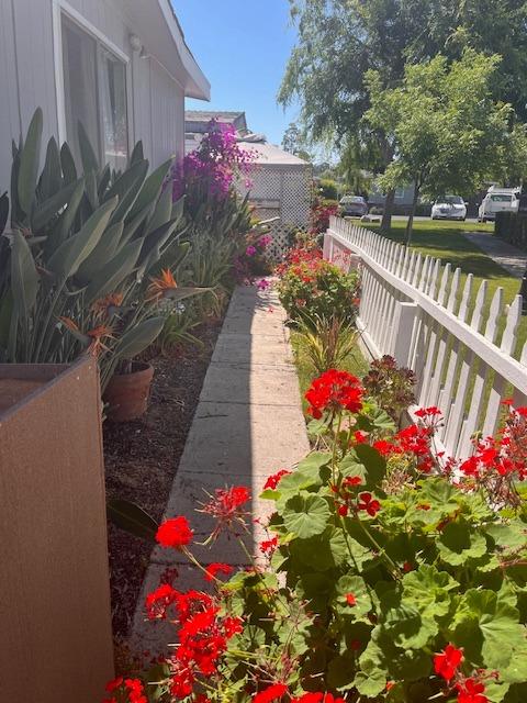 2706 W Ashlan Ave #329, Fresno, CA 93705