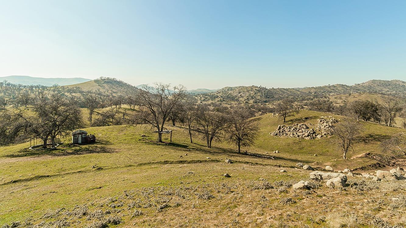 11185 Rusty Spur Ln, Clovis, CA 93619