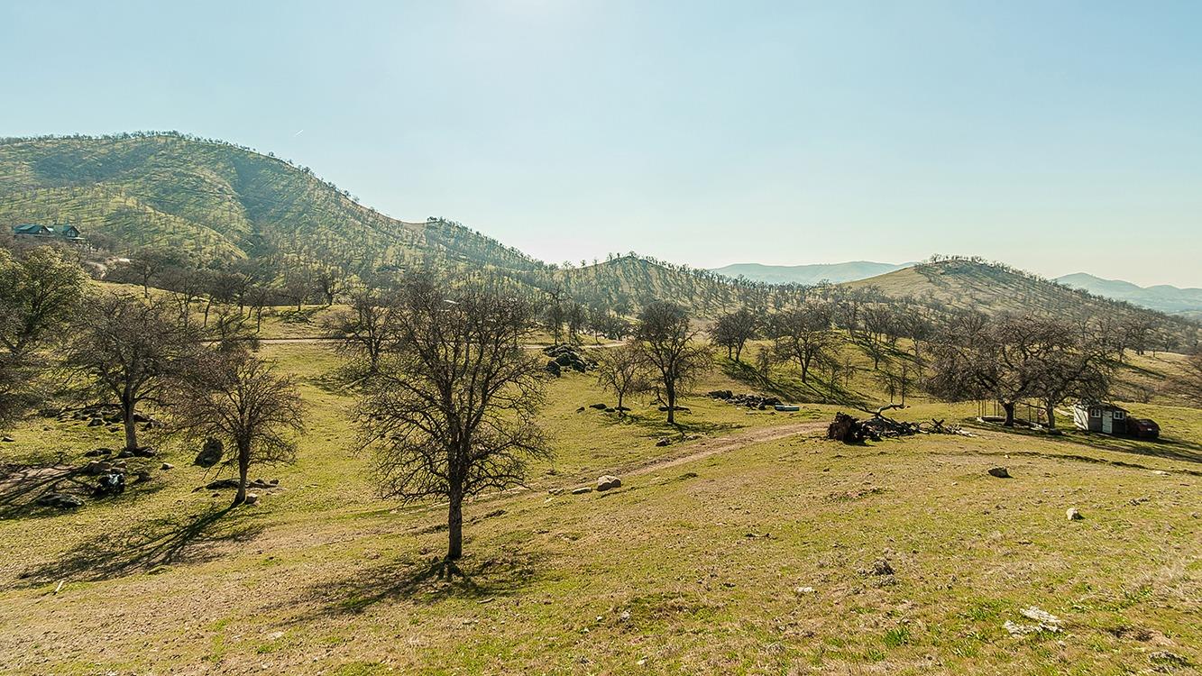 11185 Rusty Spur Ln, Clovis, CA 93619