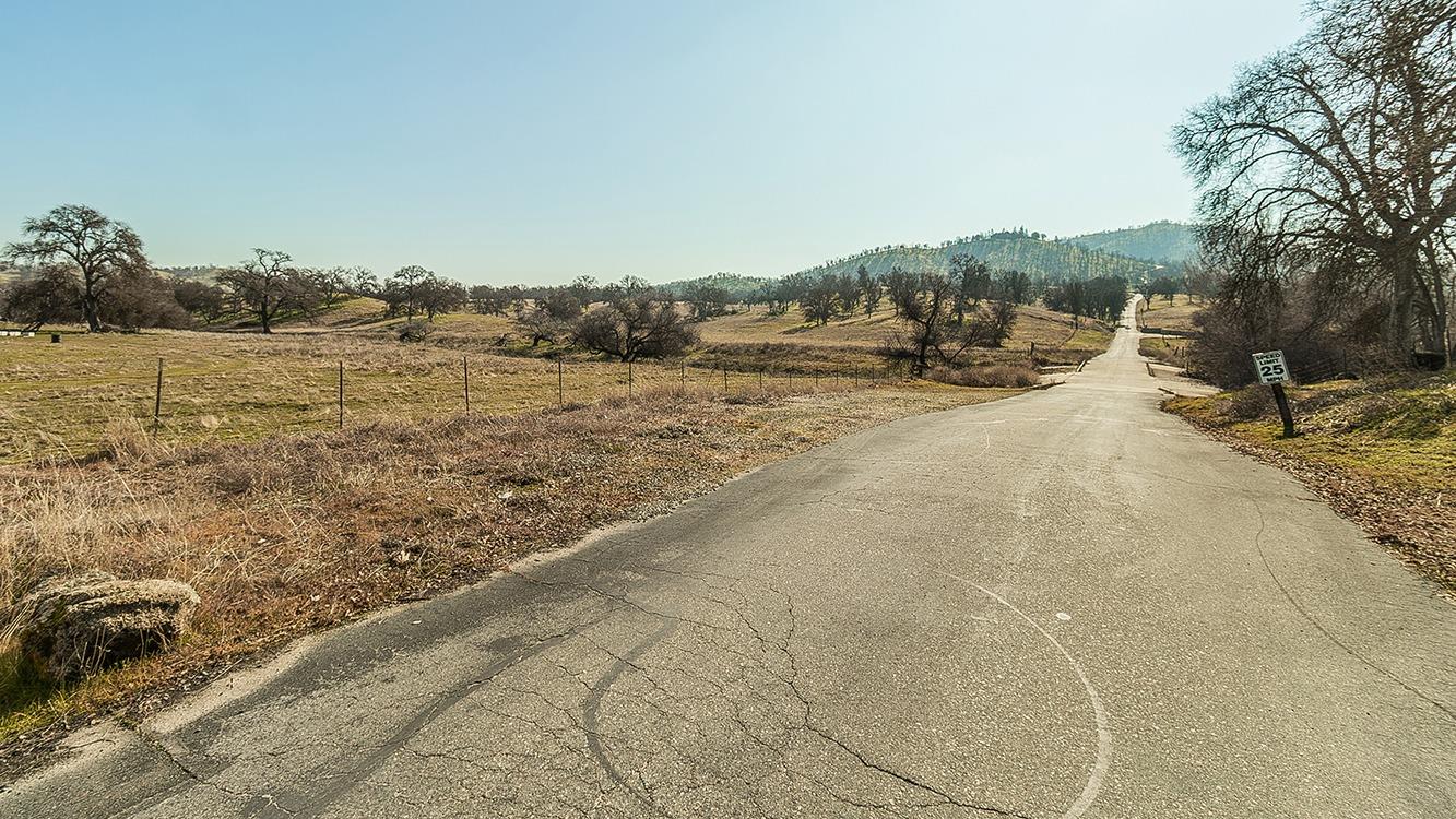 11185 Rusty Spur Ln, Clovis, CA 93619