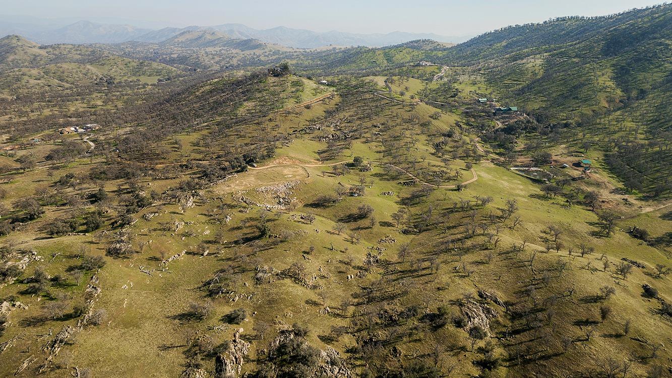 11185 Rusty Spur Ln, Clovis, CA 93619