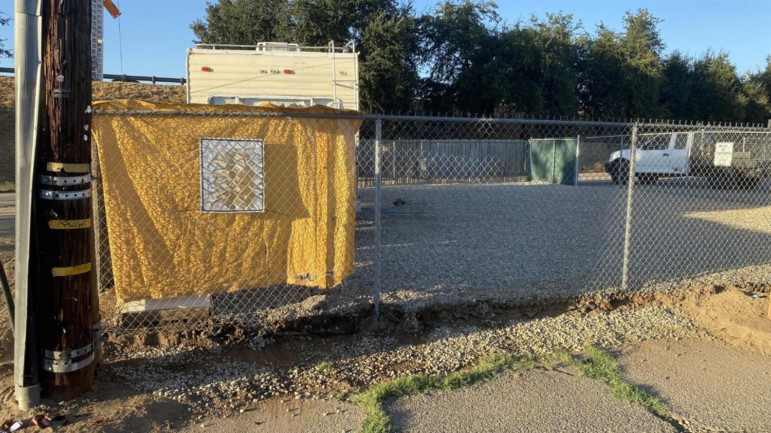 528 N Glenn Ave, Fresno, CA 93701