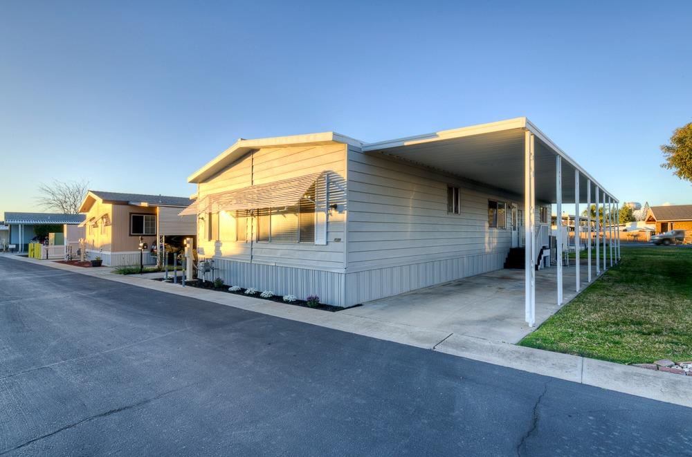 1500 Villa Ave #27, Clovis, CA 96312