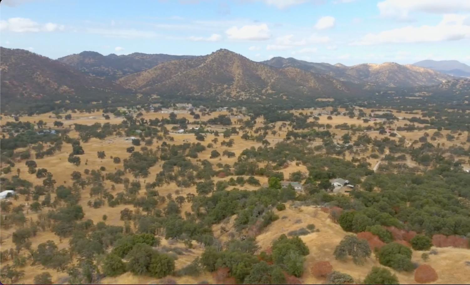 1 Millwood Rd, Dunlap, CA 93621