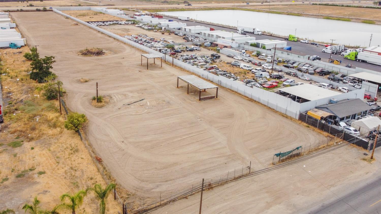 3232 S Elm Ave, Fresno, CA 93706