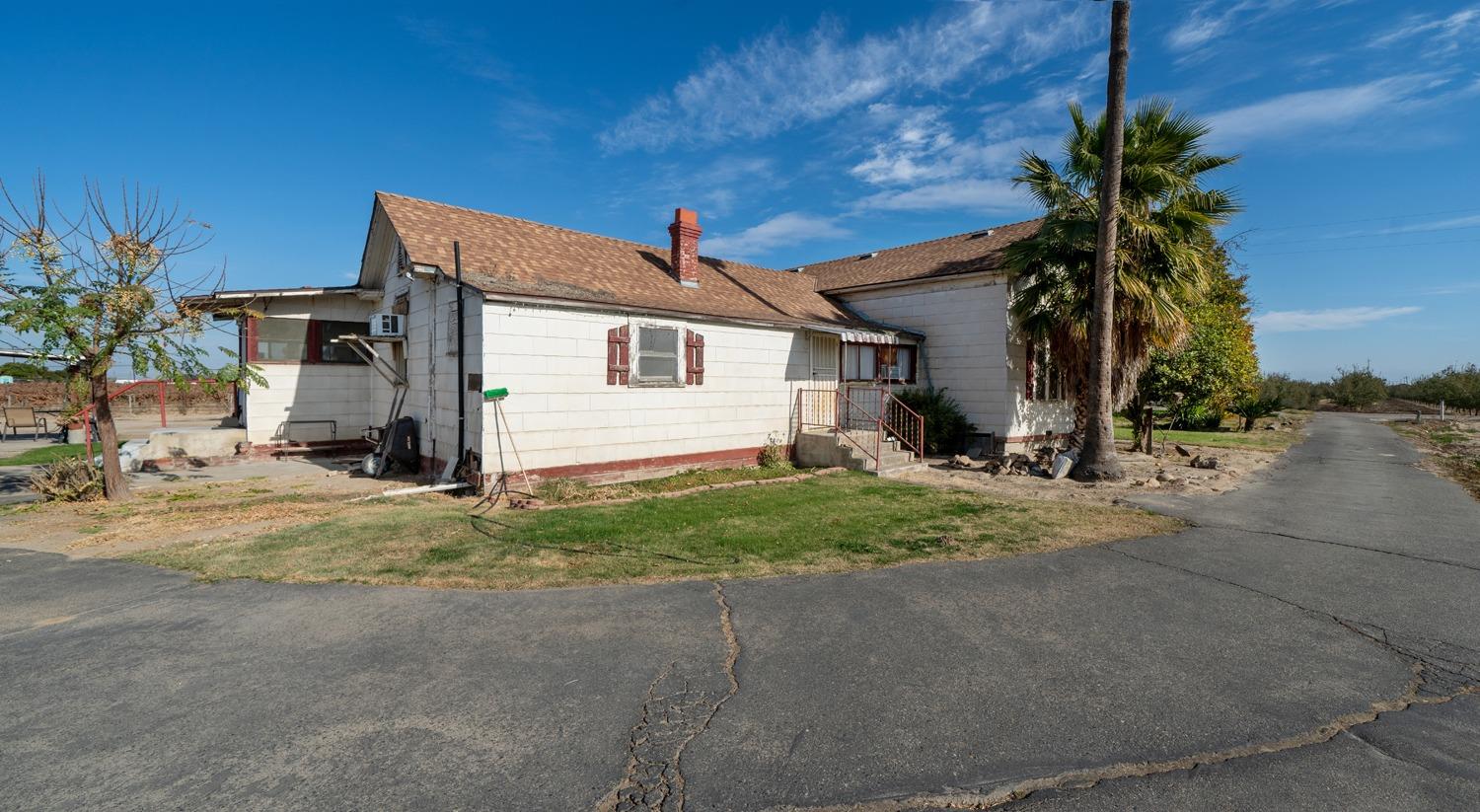 8139 S Kenneth Ave, Fowler, CA 93625