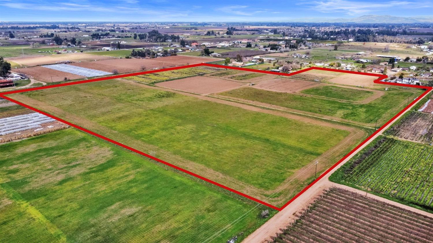 2630 N Del Rey Ave, Sanger, CA 93657